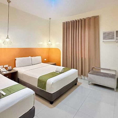 Travelbee Capitol Inn Cebu Exterior photo