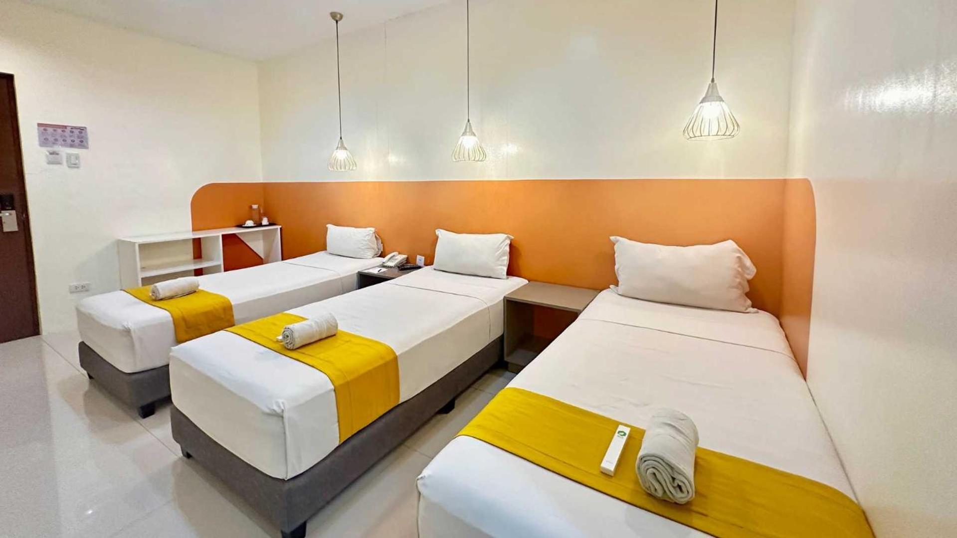 Travelbee Capitol Inn Cebu Exterior photo